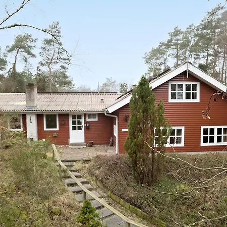 5 Bedroom In Ferienhaus *