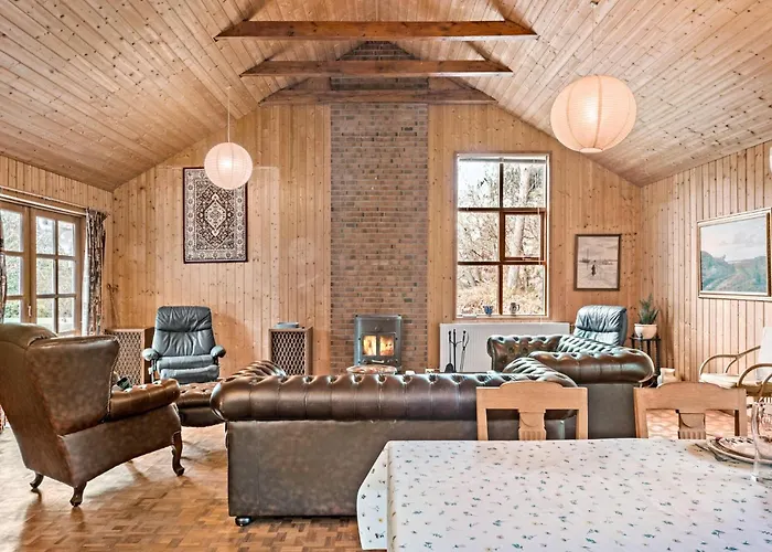 5 Bedroom In * Hadsund